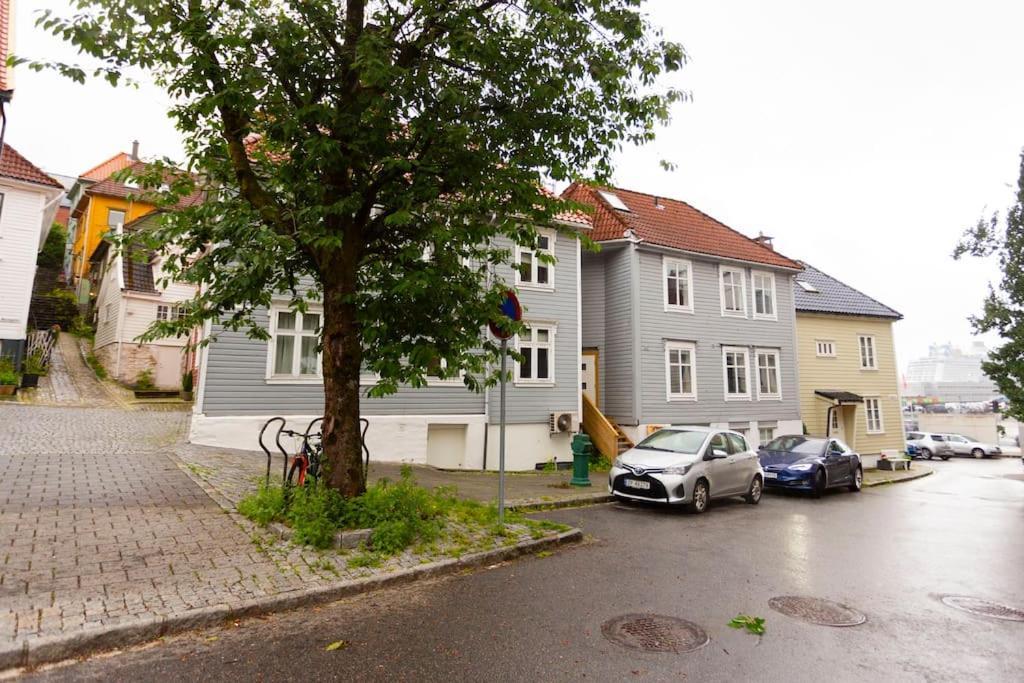 New! Modern Apartment In Historic Area Of Bergen! Exterior foto